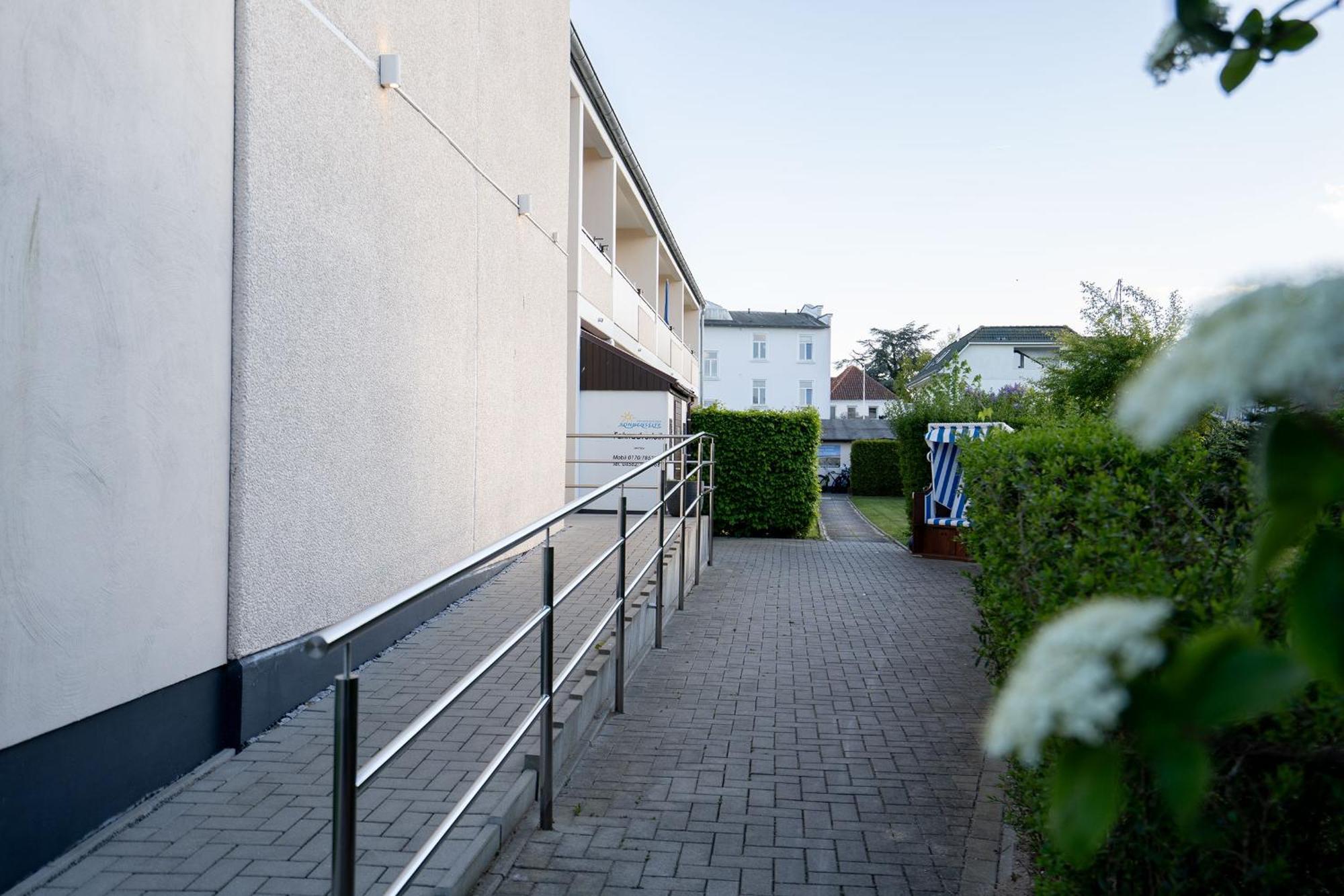 Das Solaris 11 Beach Apartment Mit Gemeinschaftssauna Und Grillplatz 그로미츠 외부 사진